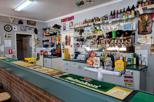 Post Office Hotel & Caravan Park