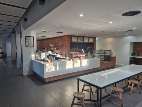 Perth Uni Cafe in Top Location