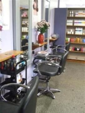 WELL ESTABLISHED HAIR SALON - EXCELLENT CLIENTELE BASE - GOOD TURNOVER - GOOD BUSINESS