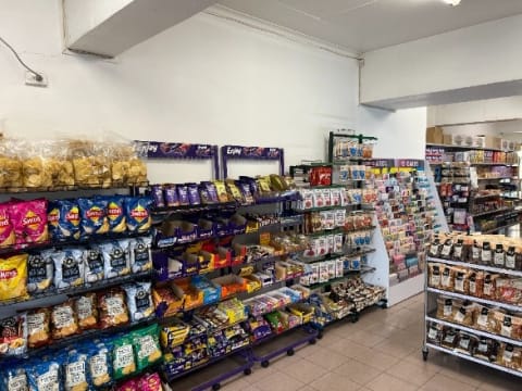 Convenience Store/Cafe in Clifton Hill (JASW0048)