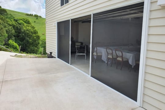 Leading Retractable Screen Manufacturer Business for Sale (Our Ref: V2087)