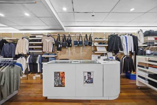 Owner must sell - Well-Known Men's Fashion Retail in Prime Location
