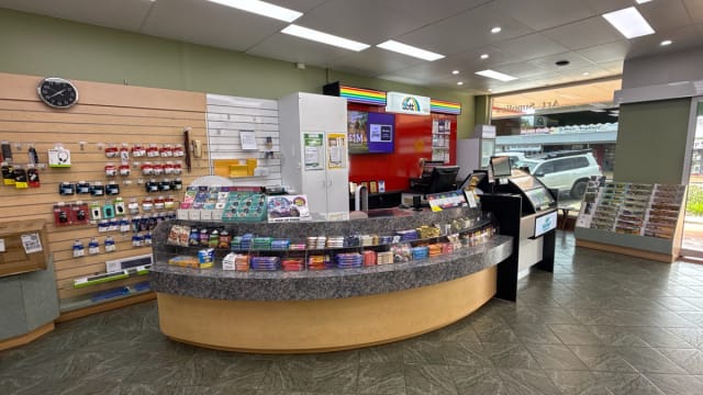 BUILDING $600,000 plus Newsagency $150,000 plus SAV!