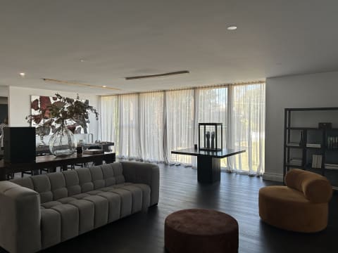 Established Bayside Window Furnishings Business – High-End Client Base