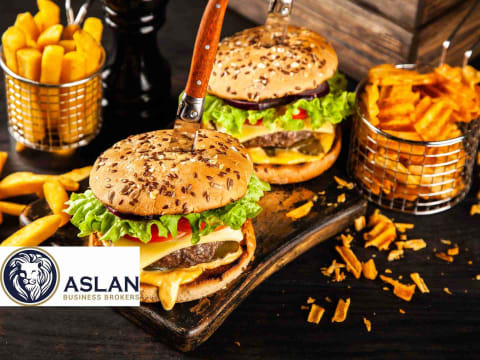 RESTAURANT/BAR BUSINESS FOR SALE