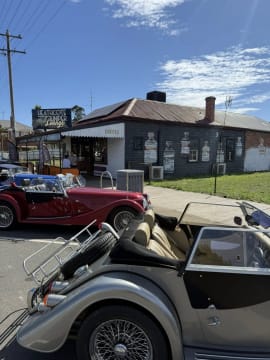 Iconic Gin Bar, Restaurant & Freehold Award-Winning Hospitality Venue