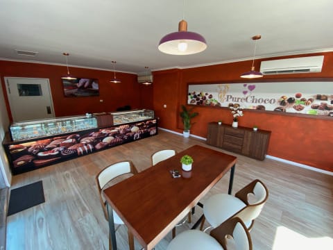 CHOCOLATE SHOP in Cairns - Best part? You don't need to make Chocolates!