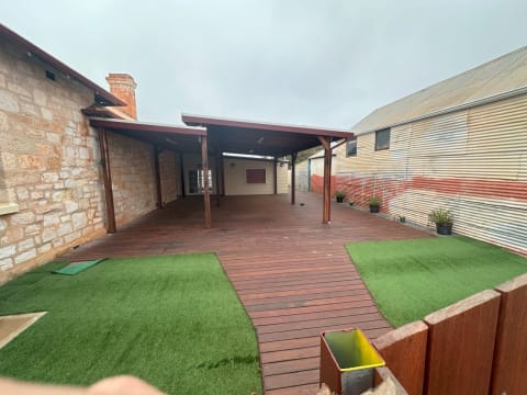 GOLDEN OPPORTUNITY IN THE MIDWEST