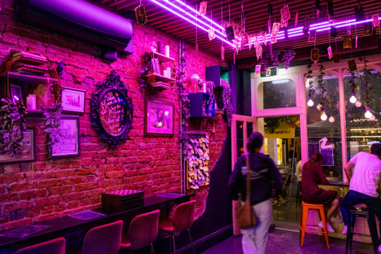 Prime Location Cocktail Bar OAdelaide CBD