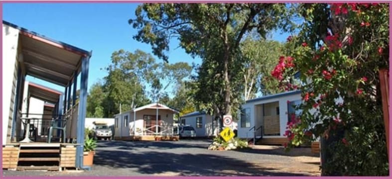 CHASIN OPAL HOLIDAY PARK - MODERN CABINS WITH OPAL SHOP - ZONED MOTEL USE