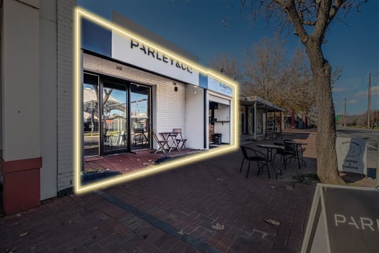 Hole In The Wall Espresso Bar / Cafe - Port Road Hindmarsh