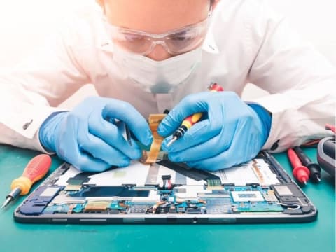 Fully Equipped Tech Repair or Retail Space - Wetherill Park Sydney