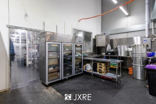 Well Equipped Meat / Foods Processing Factory in Richmond