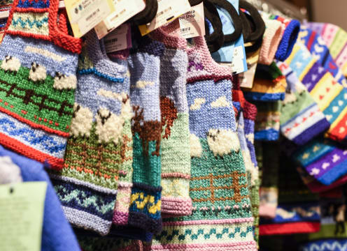 Salamanca Wool Shop - Woollen Clothing and Yarn Retail Store, Prime Location