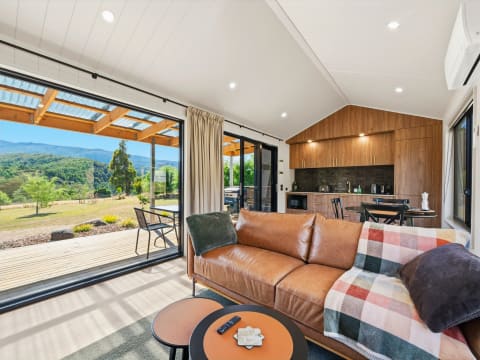 ESTABLISHED BOUTIQUE ACCOMMODATION | APPROVED EXPANSION | 6,812m2