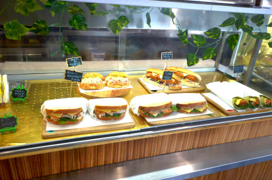 Buna3wof4avltx7wbjq9