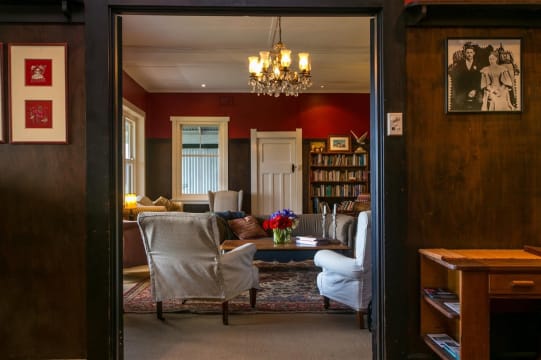 Rare Freehold Coastal Lodge - Boutique Accommodation