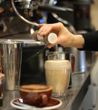 LEASEHOLD CAFE - MAIN STREET OF BUNBURY