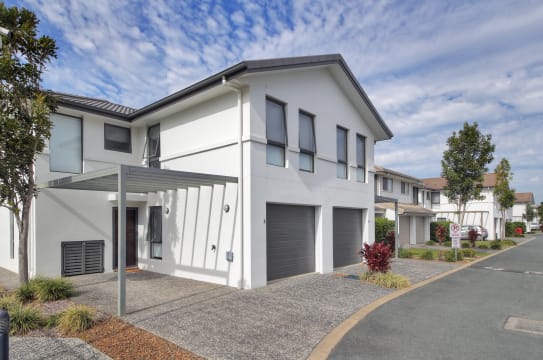 BUSINESS ONLY | NET PROFIT OVER $433,000 / TOPPED UP TO FULL 25 YEAR TERM! | Resort Brokers ID : ...