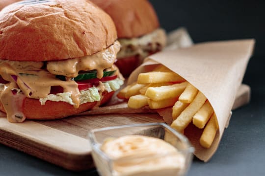 Lunch Bar For Sale - Fantastic Location!