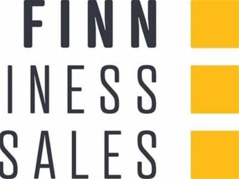 Well-established retail business specialisig in Crystals!