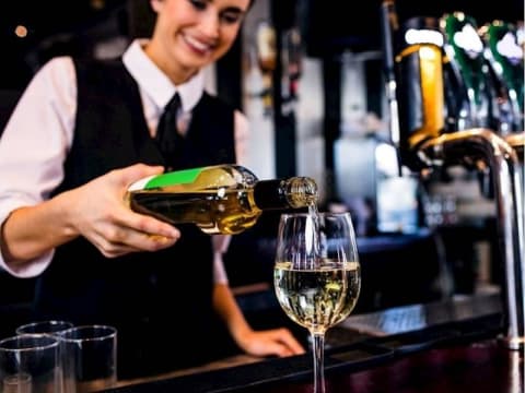 Cafe & Wine Barin QVB Sydney Shopping Centre - Asset Sale!