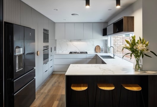 Renovation/Extension, Kitchen Business - Rev. $2.5 mil p.a. (Our Ref: V2080)
