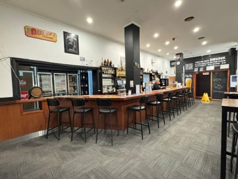 Maitland Hotel South Australia FREEHOLD INVESTMENT