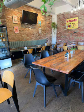 72 Seat Established Cafe / Restaurant - West Melbourne! WIWO