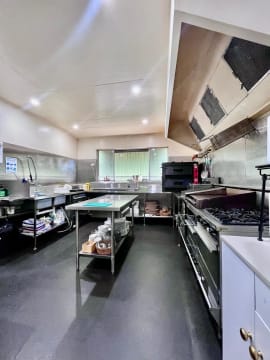 Signal Station Tavern Offers Over $99,000+sav Easy Operation, Main Rd Frontage, Highly Profitable