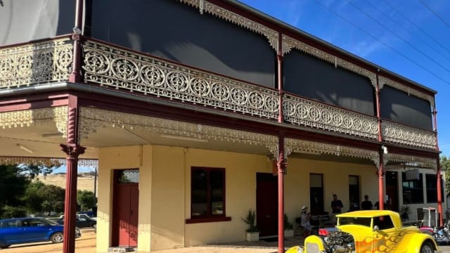 Gladstone Hotel Dookie – Established Country Hotel Opportunity