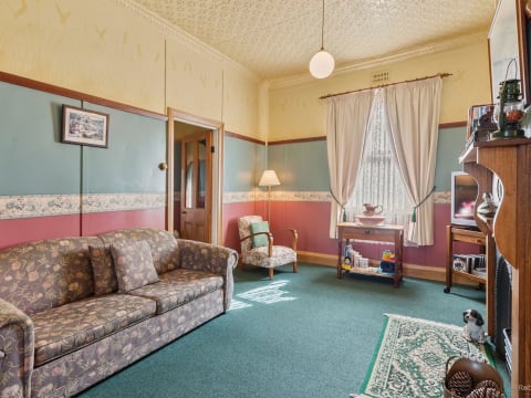 Fully Furnished 2Bdr Home Ideal BnB offers over $295,000