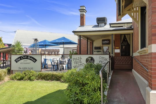 UNDER OFFER - The Old Bank Cafe Restaurant, Tocumwal NSW - 1P0512