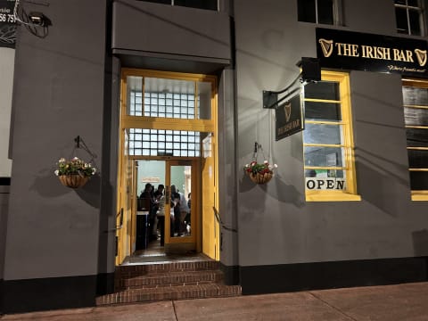 Irish Bar & Restaurant with Strong Following Walk-In Opportunity