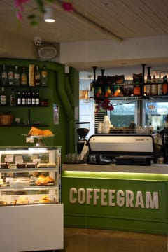 Premium Cafe & Restaurant with Liquor Licence for Sale - Albert Park