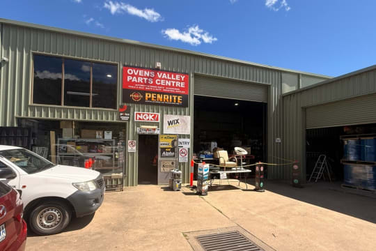 LEASEHOLD - Ovens Valley Parts Centre, Bright VIC - 1P0628