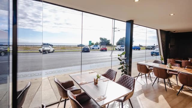 Modern A1 Licensed Restaurant Water Views Highly Establised No Ingoing