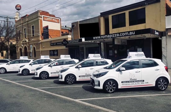 Thriving Pizza Restaurant & Takeaway - Prime Echuca Location