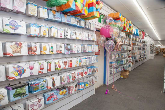 Staff Managed Discount Variety Outlet #427