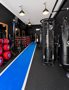 Fully Equipped Turnkey Redfern PT Studio + Seperate 3 Bed Apartment