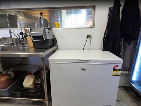 [ABS-101] Prime Take-away Opportunity in Doncaster East for sale