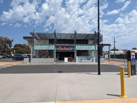 BETTY’S BURGERS TORQUAY FOR SALE - POA