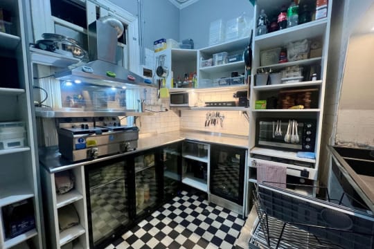 UNDER OFFER - The Tipsy Cow