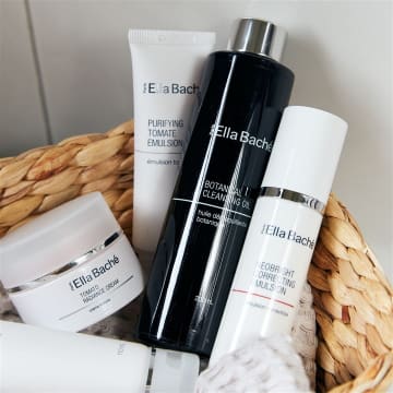 Townsville's Most Trusted Beauty Salon - Now Just $199,000!