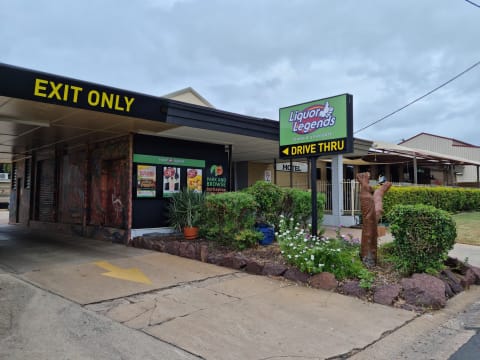 RARE LEASEHOLD HOTEL/MOTEL OPPORTUNITY - 2892ML