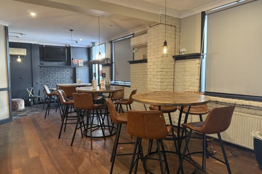 Cw3583rcoytrybgr8bjg