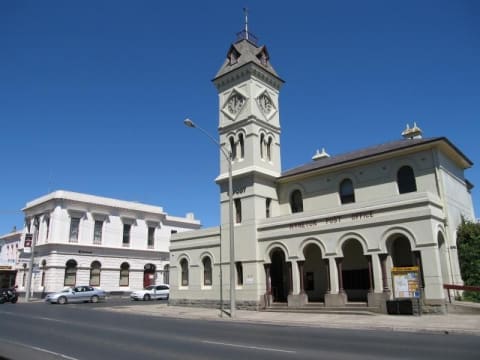 A popular, well-established café in the heart of the Victorian Goldfields.