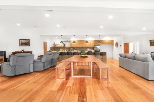 PURE LUXURY ON THE ISLAND - 2906MF