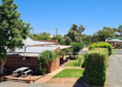 24 Room Leasehold  Motel for Sale – Wentworth. NSW $ 550,000