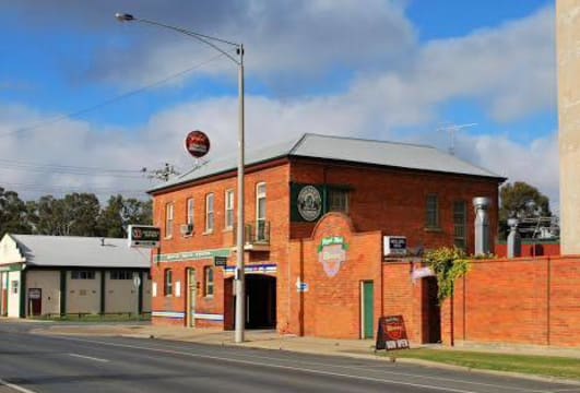 LEASEHOLD - Royal Mail Hotel, Mooroopna VIC - 1P0268